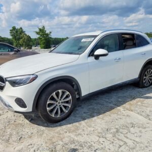 Vehicle VIN W1NKM4GB1SF296490