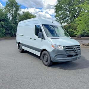 Vehicle VIN W1Y4EBHYXMT057895
