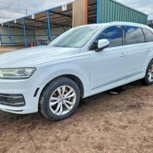 Vehicle VIN WA1AAAF77HD008171