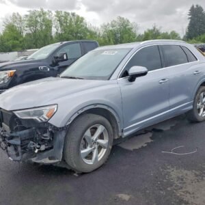 Vehicle VIN WA1BECF39L1044391