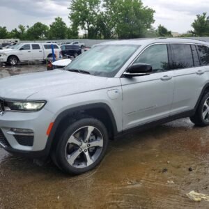 Vehicle VIN 1C4RJYB67N8747768