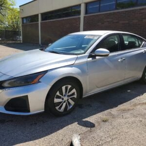 Vehicle VIN 1N4BL4BV8PN349765