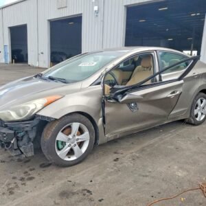 Vehicle VIN 5NPDH4AE1DH372712