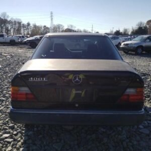 Vehicle VIN WDBEA34E0PB905622